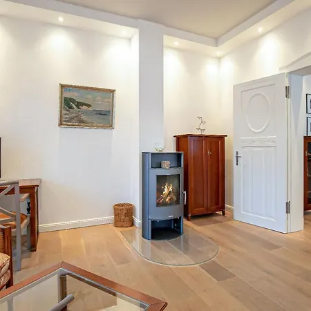 Apartment Theres Augusta Sellin (Rugen)