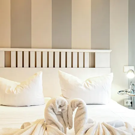 Theres Augusta * Sellin (Rugen)