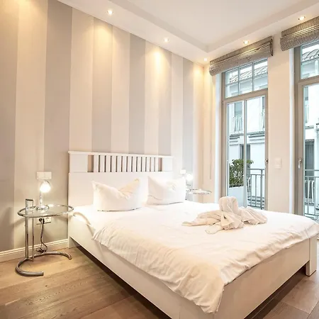 Theres Augusta Appartement *