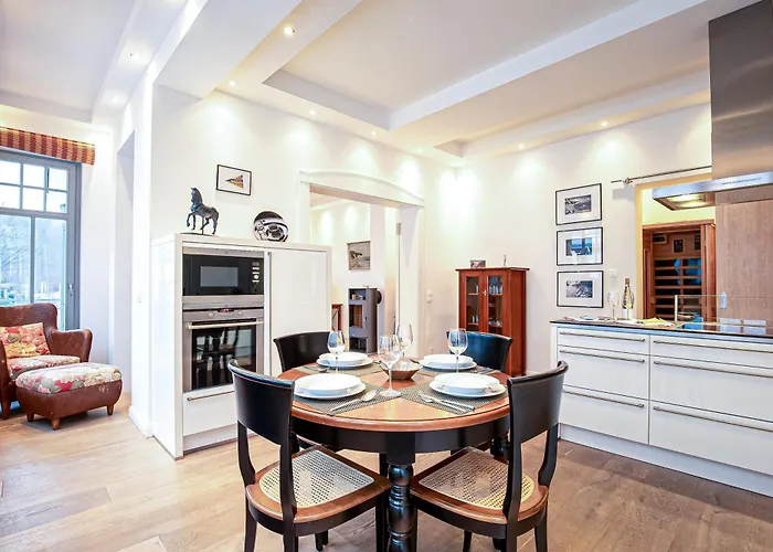 Theres Augusta * Sellin (Rugen)